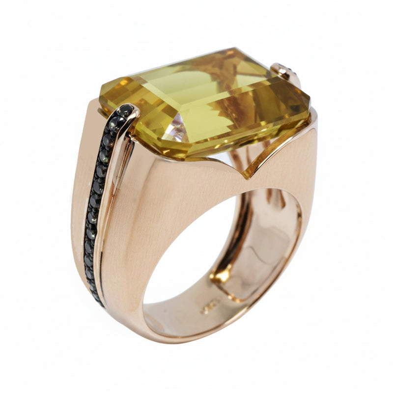 Anello ‘Belle Epoque’ in oro. [Progettato per ospitare le vostre pietre].