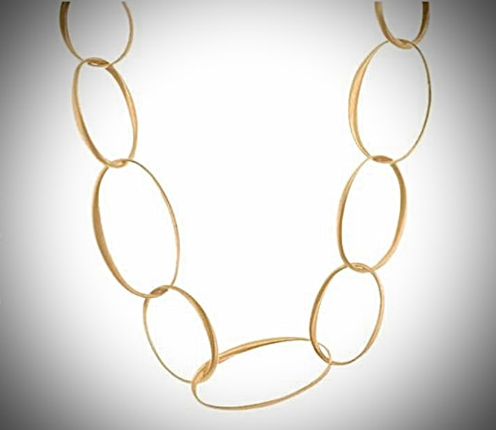 Collana ‘Pomellato’ con croce Victoria